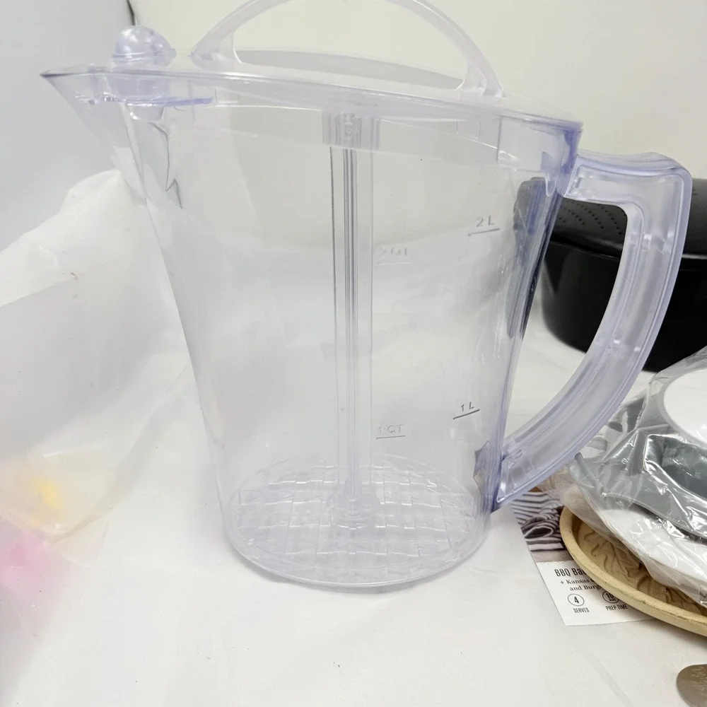 Pampered Chef Lot 2L Pitcher Micro-Cooker Burger Press Stoneware Mold Cookbooks